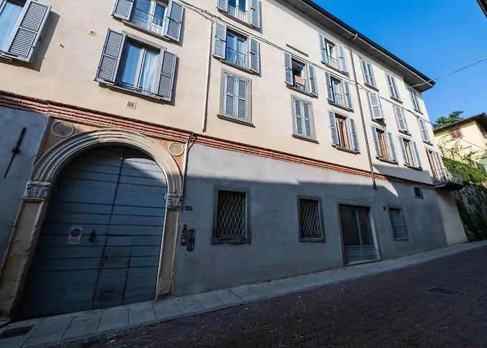 Il Paradiso Di Gio' - Sotto Le Mura Di Citta Alta * بيرغامو